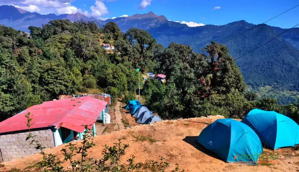 Chaukhamba Camps Deoriatal, Deoriatal