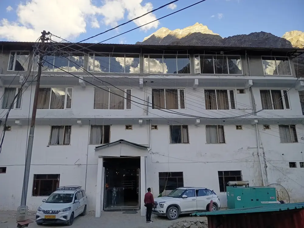 Hotel Divine Ganga, Badrinath