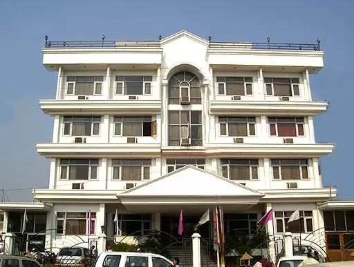 Le Grand, Haridwar