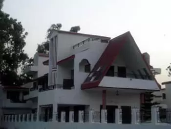 Queens Pearl Inn, Dehradun