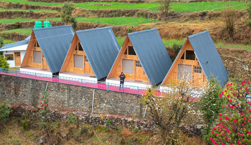 The Raibaar Chalet, Sari Village