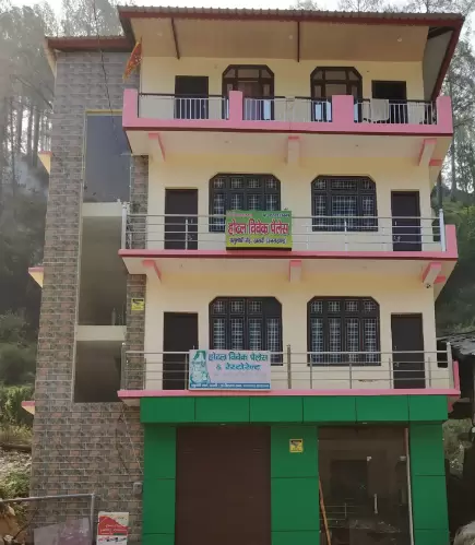 Hotel Vivek Palace and Restaurasnt, Yamunotri