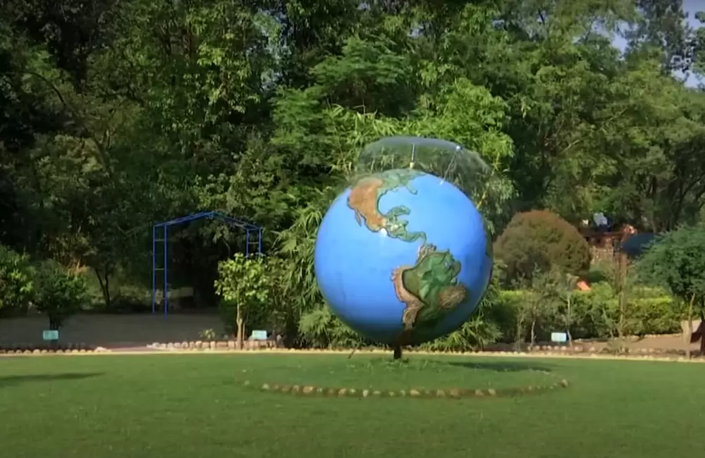 Fountain on Earth (globe) at Anand Van. Pic: 