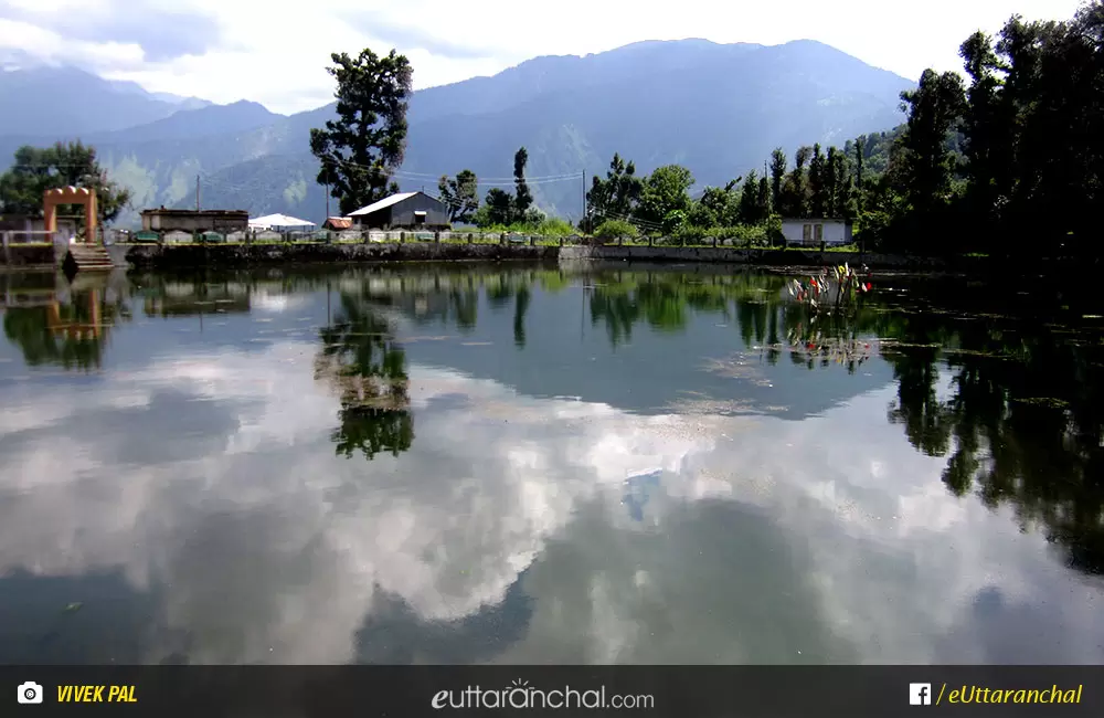 An alluring view of Barsu lake, Barsu village, Uttarkashi.
. Pic: Euttaranchal.com (Facebook)