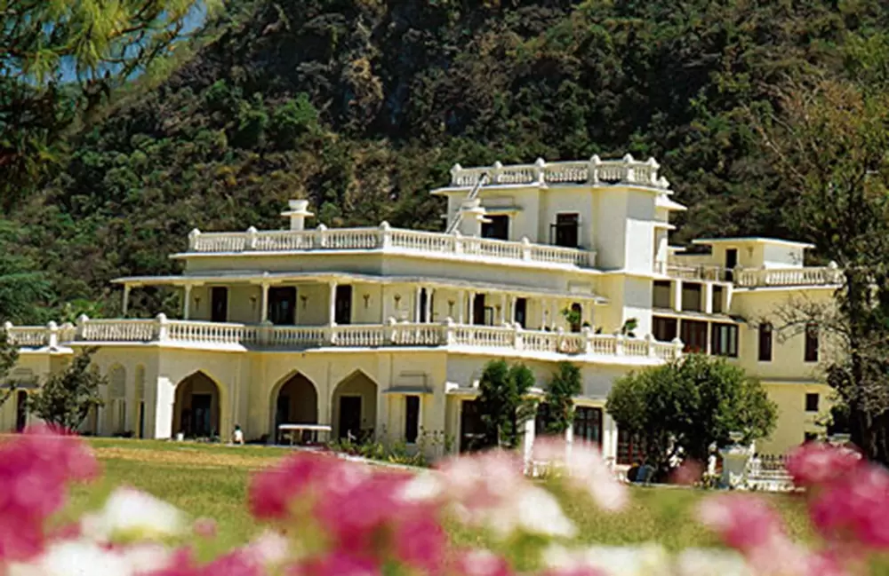 Top 10 Hotels and Resorts in Rishikesh