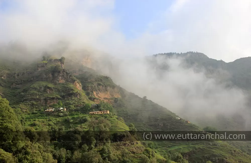 Chakrata Misty Views. Pic: eUttaranchal.com