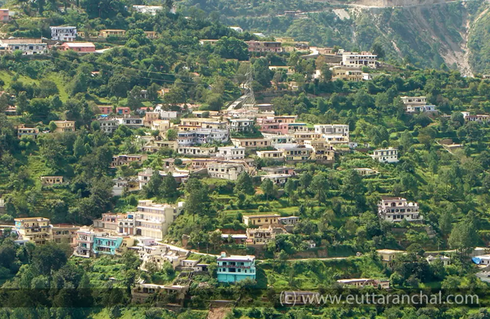 Chamba in Uttarakhand. Pic: eUttaranchal.com