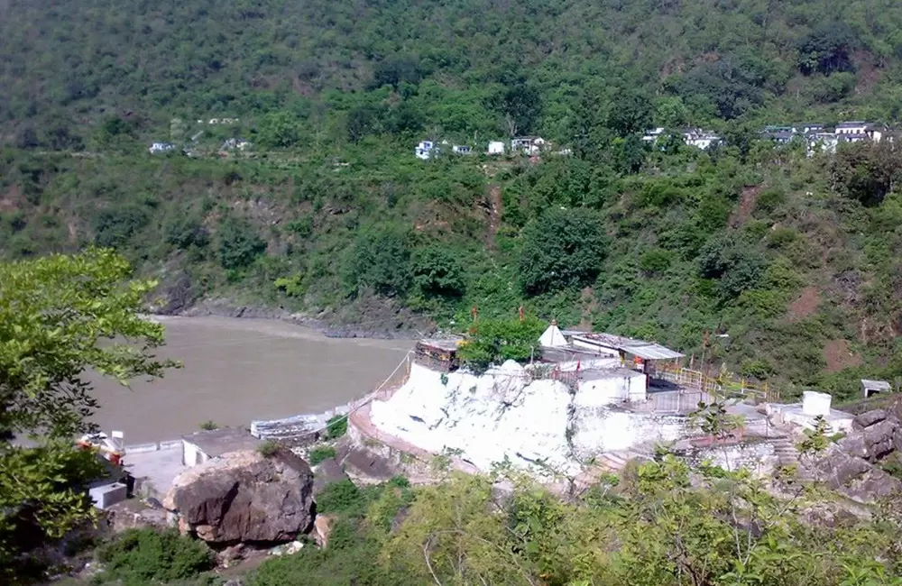 Old temple of Dhari Devi and dhari devi village dhari in the background. Pic: Rahul Bhatt 