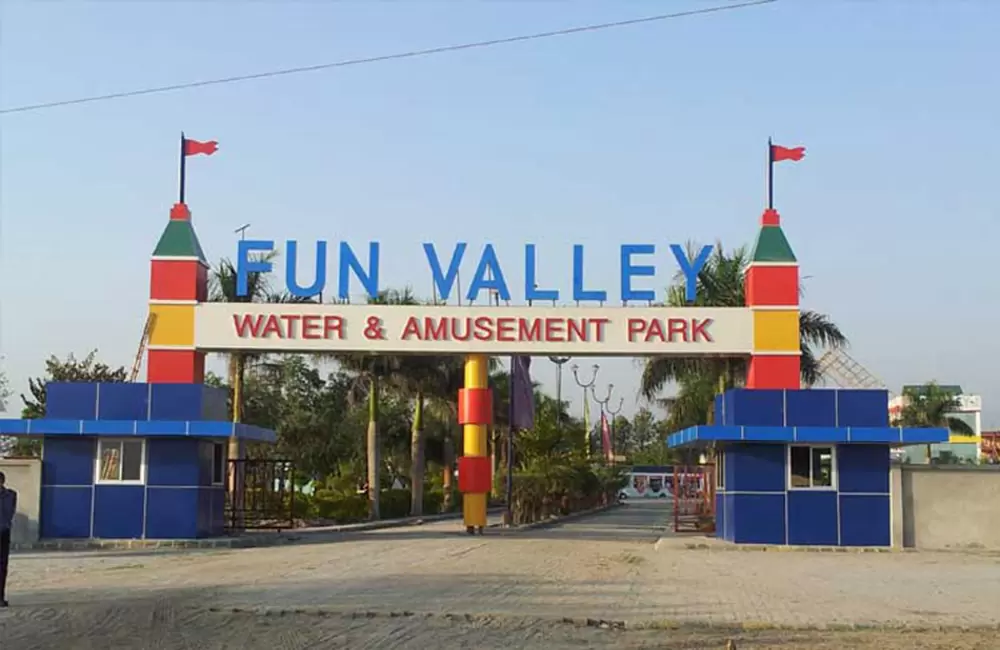 Front gate of Fun Valley Water & Amusement Park. Pic: funvalley.co.in