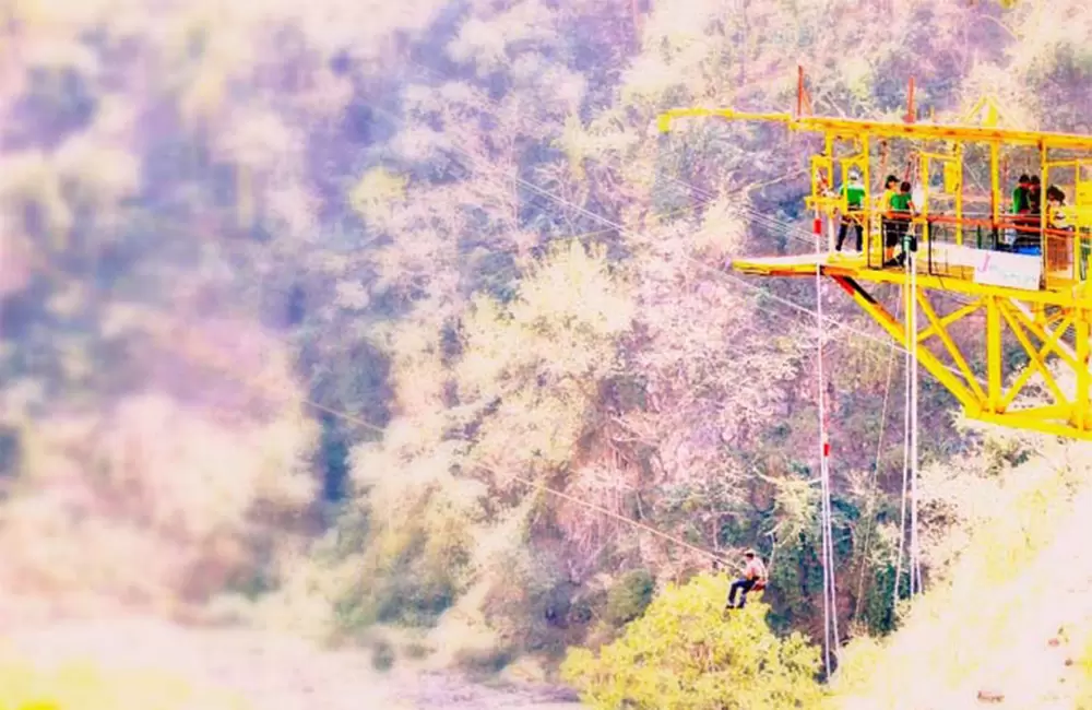 Giant Swing at Jumping Heights. Pic: Jumpin Heights