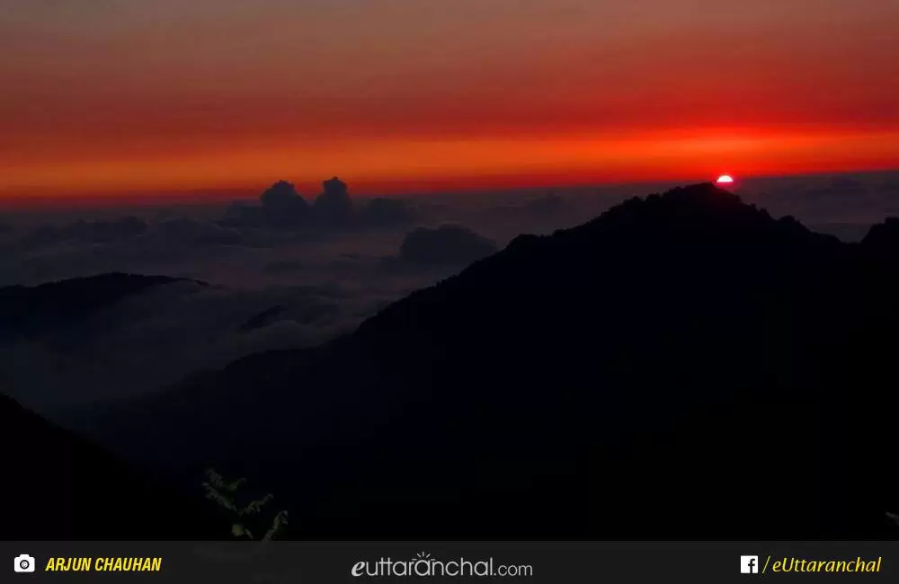 Mesmerizing sunset view from Kanatal, Tehri Garhwal . Pic: Arjun Chauhan (Facebook)