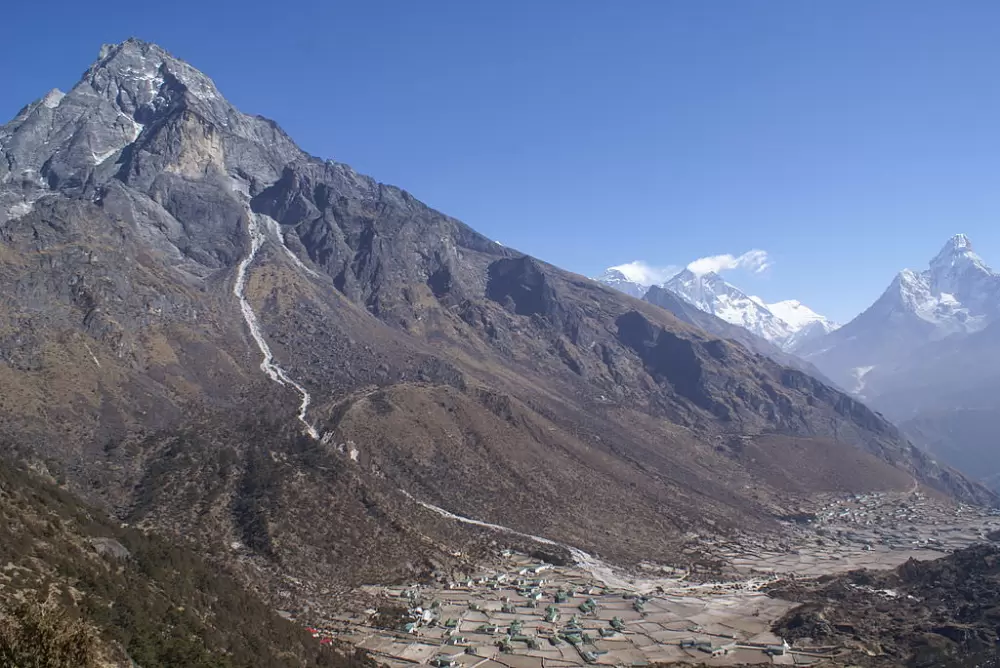 Khumbil Valley. Pic: Wikipedia