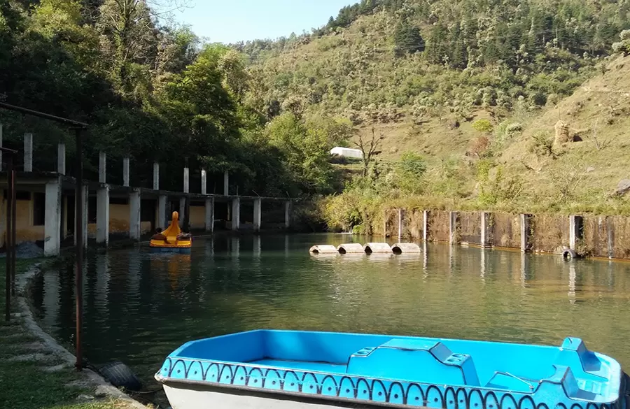 Lake Mist near Mussoorie. Pic: Vedant Chitravanshi