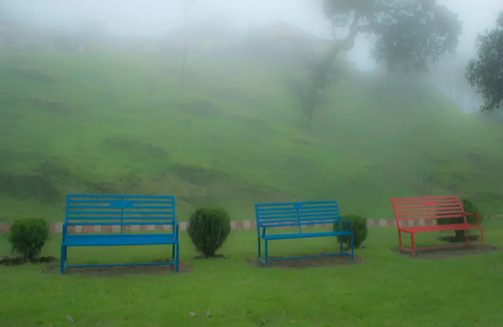 benches for tourist near bhulla tal Lansdowne.. Pic: Adil_pulse 