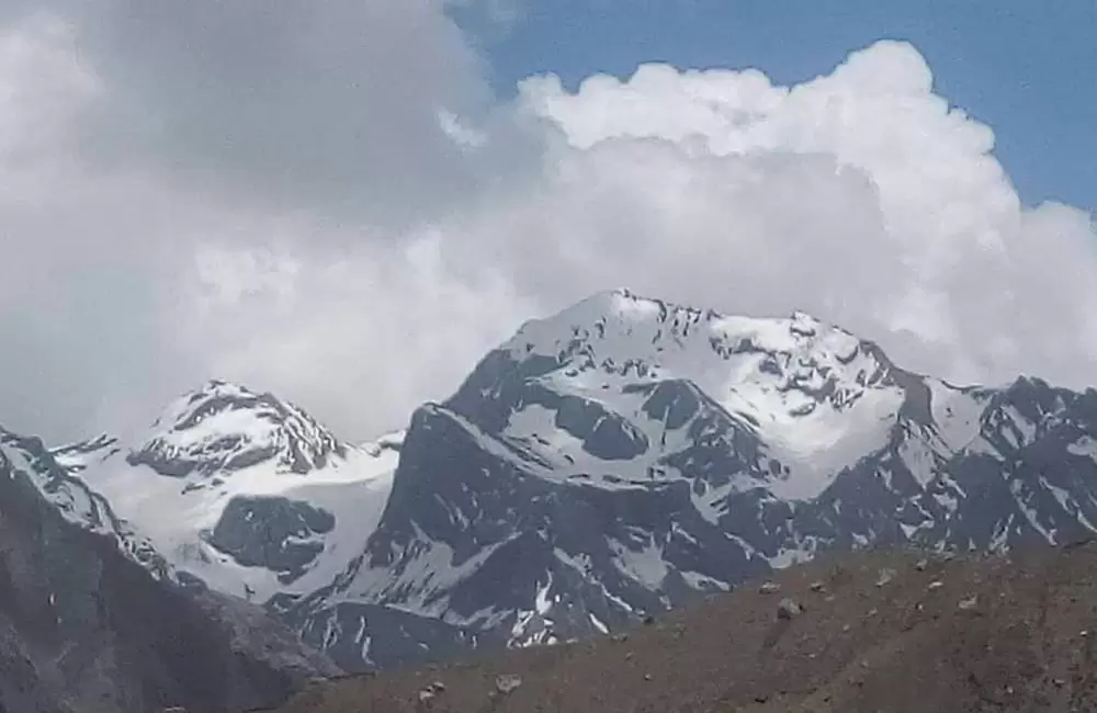 On your trek to Liphu Lekh trek, you can witness the majestic glimpse of OM parvat from Navi dhang region.. Pic: Asheesh Sambher - eUttaranchal social