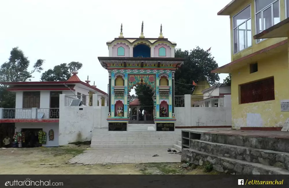 Entrance of Manila Devi Temple. Pic: eUttaranchal