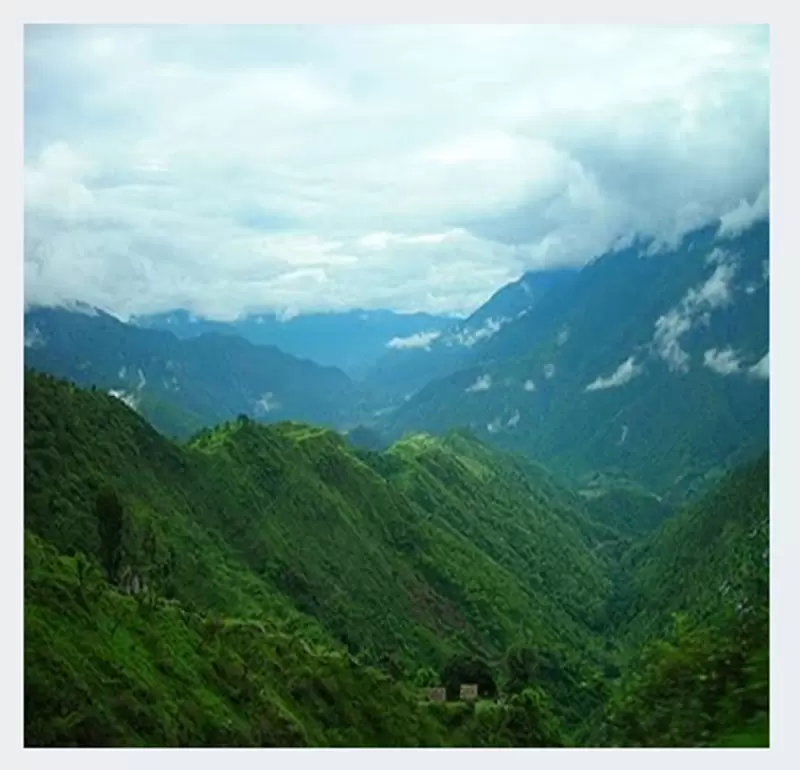 Scenic views around Martola, Almora.. Pic: blogs.allmytrip.in