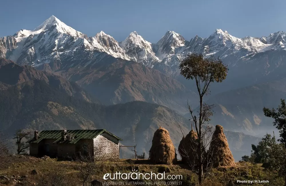 Panchchuli Peaks - The Panchchuli peaks are a group of five snow-capped Himalayan peaks lying at the end of the eastern Kumaon region, near Munsiyari, in Pithoragarh district.. Pic: H. Satish (Facebook)