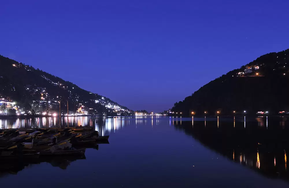 Amazing evening view of Naini lake.. . Pic: Sagar Balmiki 