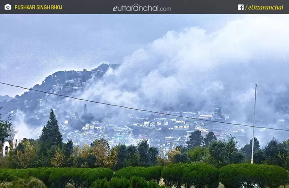 Nainital town view from Nainital Zoo. Pic: Pushkar Bhoj