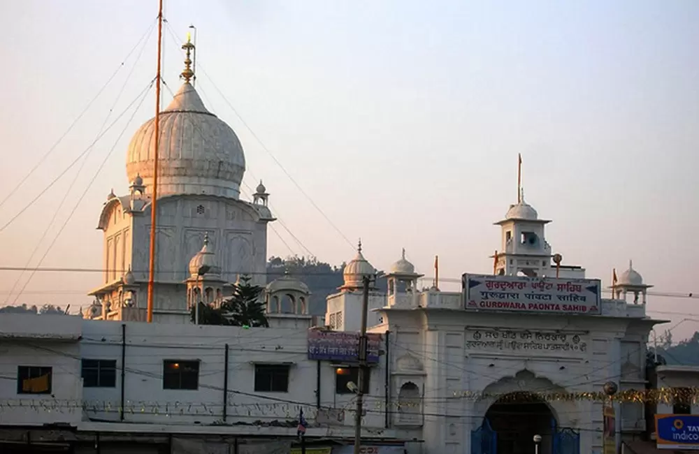 Paonta Sahib Gurudwara near Dehradun. Pic: jbhangoo: Flickr