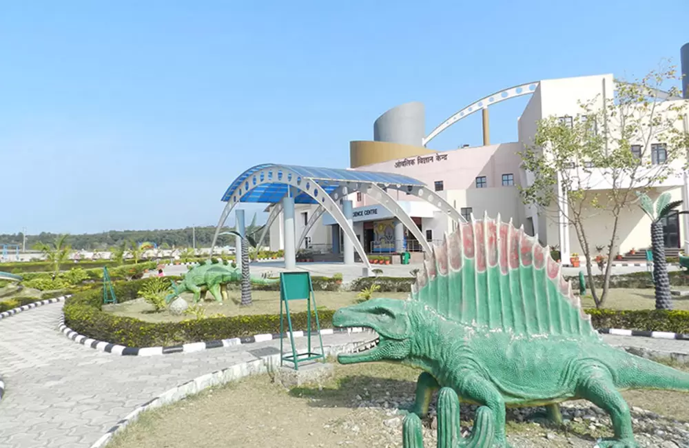 A statue of dinosaur outside Regional Science Centre Dehradun. Pic: eUttaranchal