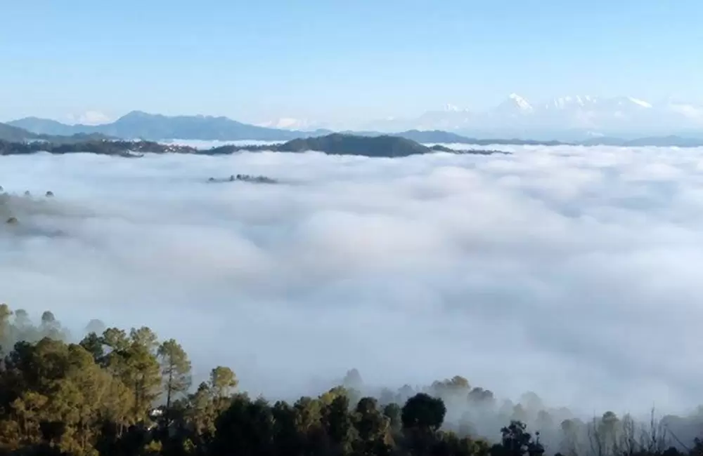 Ocean of clouds, view taken at Shitlakhet. Pic: Gajendra Kumar Pathak