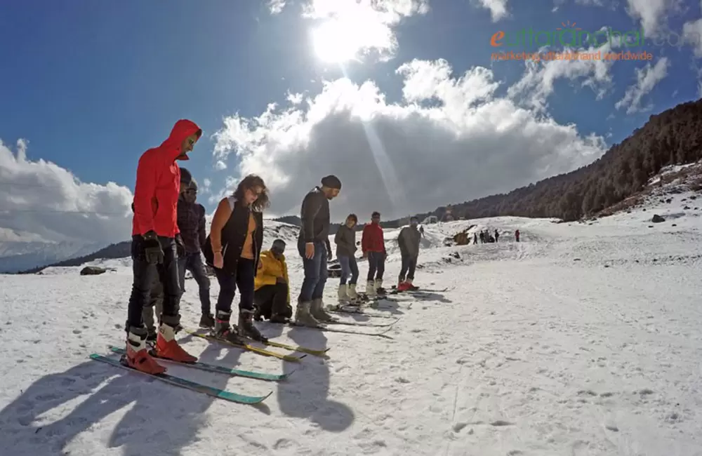 ski course in auli