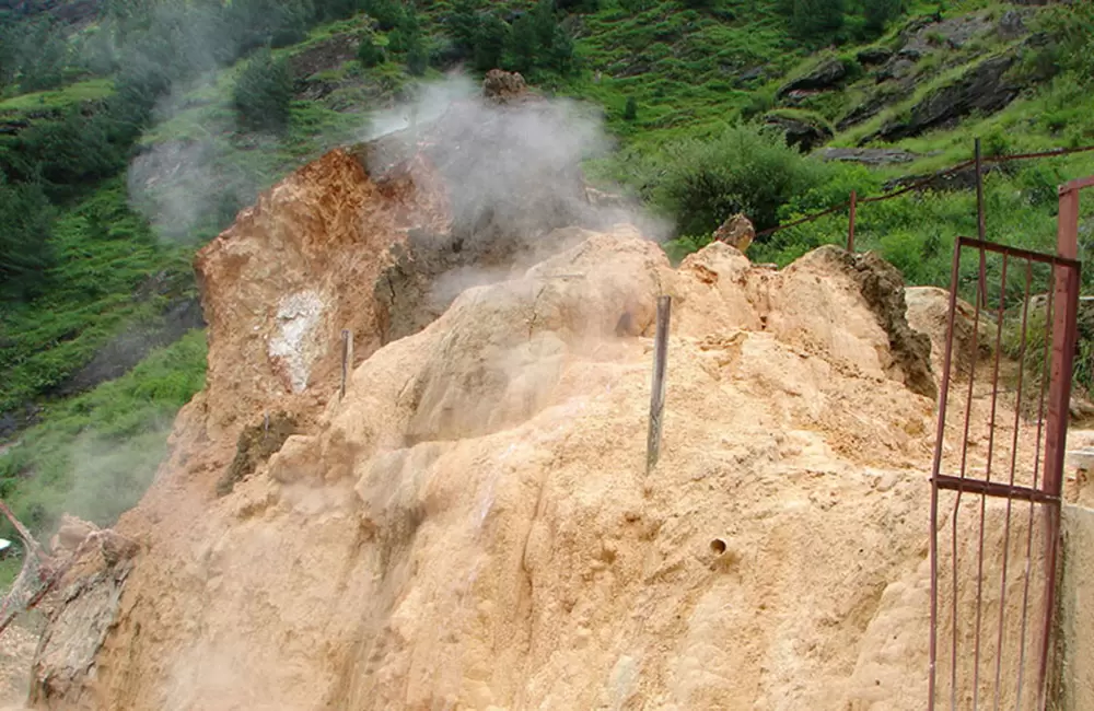 Hot Water Spring in Tapovan, Joshimath. Pic: eUttaranchal.com