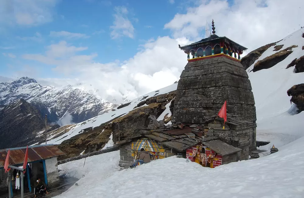 Tungnath Temple (Tritiya Kedar), view after heavy snowfall (April Month). Pic: Shubham Rawat 