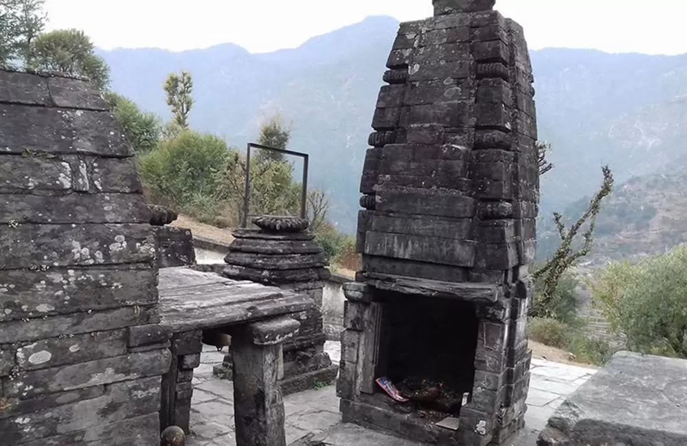 Vaitarni temple near Vaitarni kund guptkashi. Pic: Manish Negi/facebook