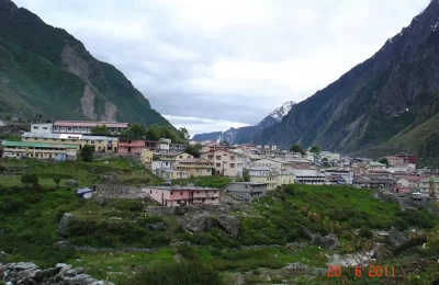View of Badrinath Town.