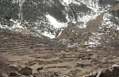 enroute Bagini Glacier Trek