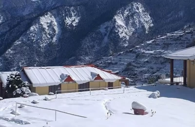 Snowfall in Barsu during winters