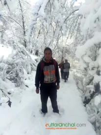 Our guide during the trek to Deoria Tal