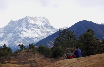A seat overlooking Chaukhamba