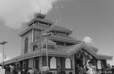 Surkanda Devi Temple, Near Dhanaulti Uttarakhand.