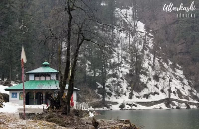 Dodital Lake and Temple after snowfall