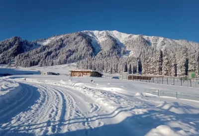 Doodhpathri in Kashmir