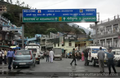 Distance and directions for tourists (Guptkashi is last big city on the route to Kedarnath)