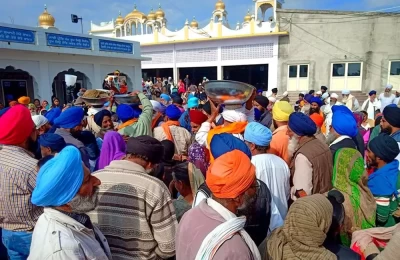 Sikh Pilgrims at Gurudwara Shri Nankana Sahib