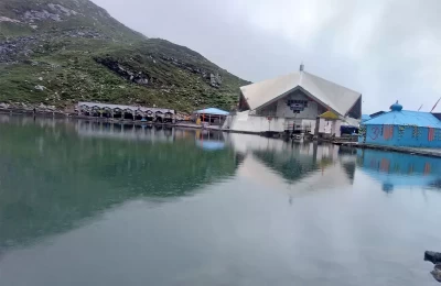 Hemkund Sahib Gurudwara and Laxman Temple