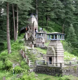 Couple of temples near Jageshwar