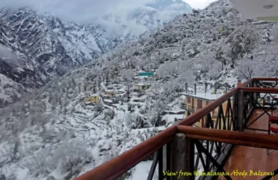 Joshimath covered with snow