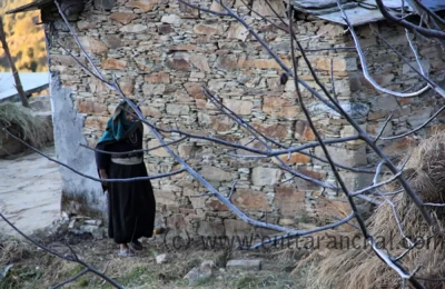 Villagers in Kanakchauri