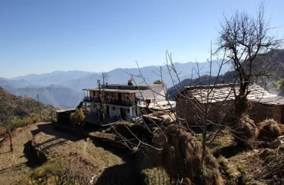 Picture of few houses in Kanakchauri