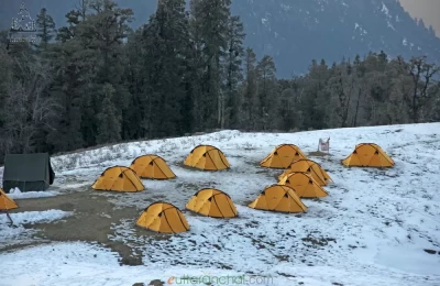 Camps in Kedarkantha base camp 