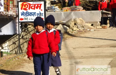 Children of Khirsu going to school
