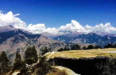 Beautiful hills view from Munsiyari Helipad.