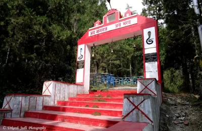 Trek to Nagdev Temple in Pauri